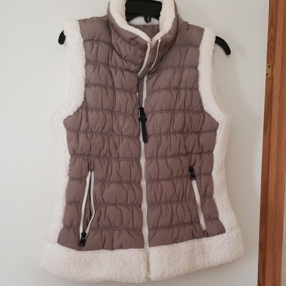 Calvin Klein Puffer Vest